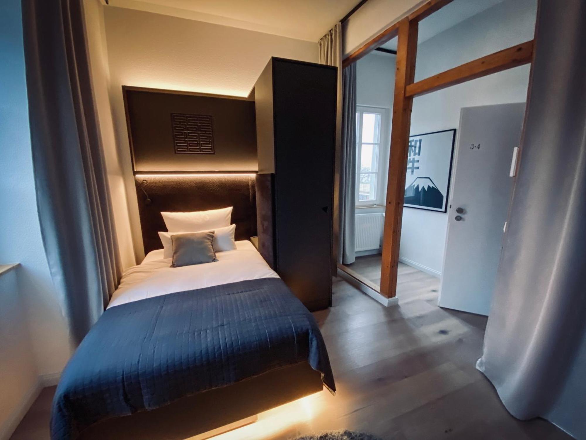 Yokolou - Design-Apartments โคเบลนซ์ ภายนอก รูปภาพ