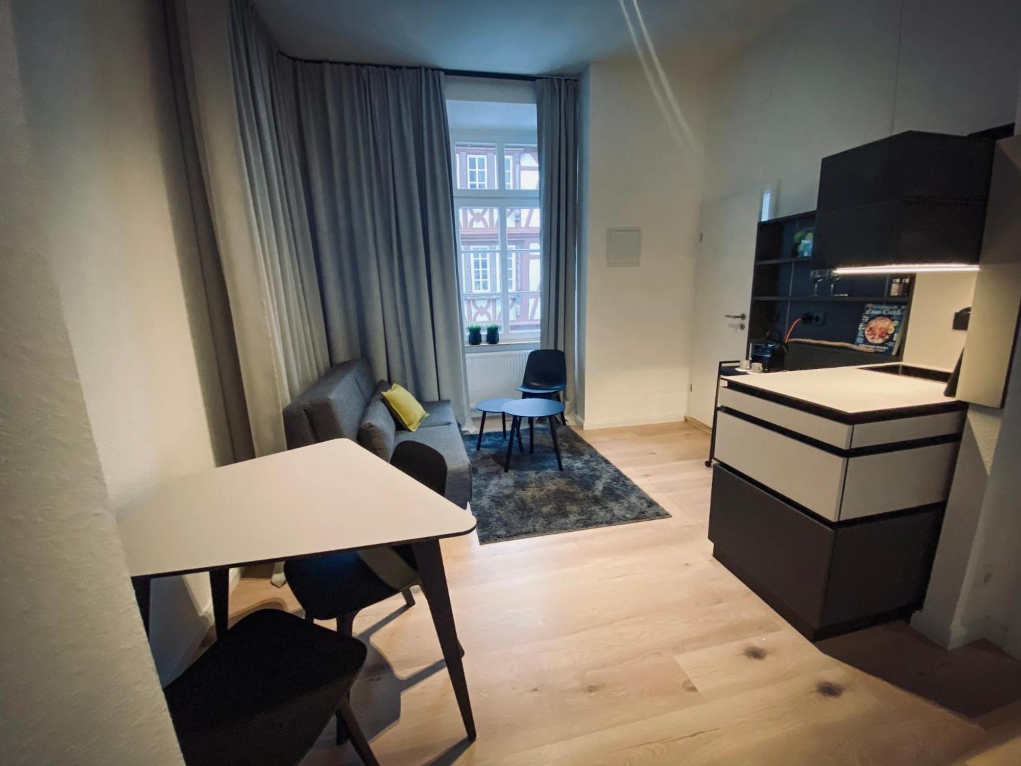 Yokolou - Design-Apartments โคเบลนซ์ ภายนอก รูปภาพ