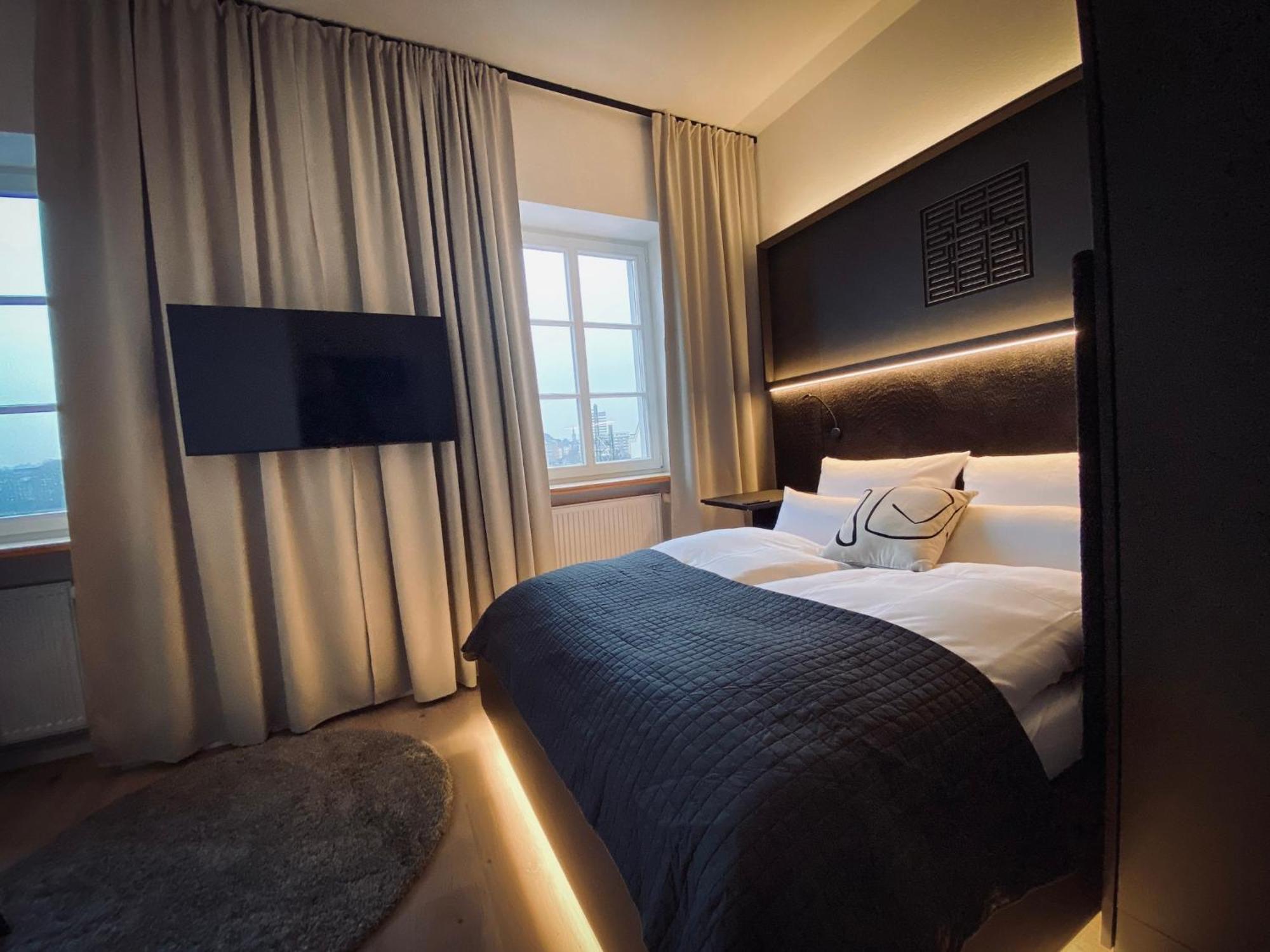 Yokolou - Design-Apartments โคเบลนซ์ ภายนอก รูปภาพ